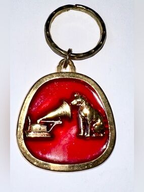 Vintage Keychain Features Nipper, Famous Dog Mascot for RCA Victor & Gramophone
